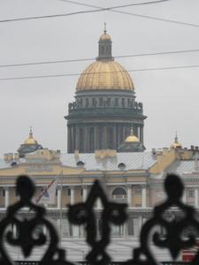 поехать в Питер