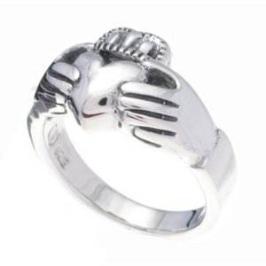 Claddagh ring