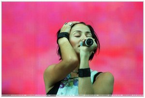 Тур Natalie Imbruglia после выхода альбома