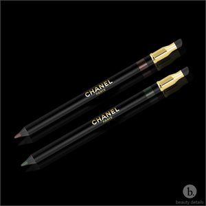 Bansai 64and Berry 58 Crayon Yeux de CHANEL