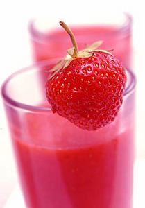 banana-strawberry smoothie)