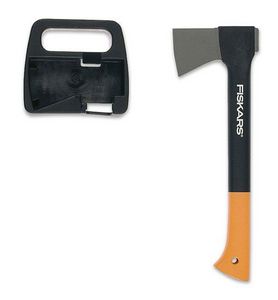 топорик типа  Fiskars 600