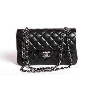 Chanel classic bag