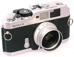 Voigtlander Bessa R2M