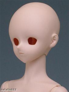 Volks Dollfie Dream 02 Head Eyehole opened Nature Skin - eBay (item 370048721656 end time Nov-29-08 21:06:27 PST)