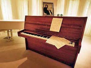 Пианино Steinway