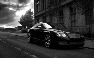 Bently GTS Black Edition