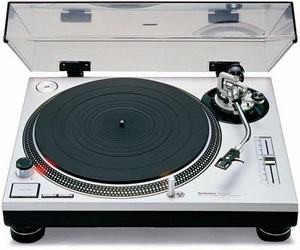 Виниловые проигрыватели Technics SL 1210 MK2