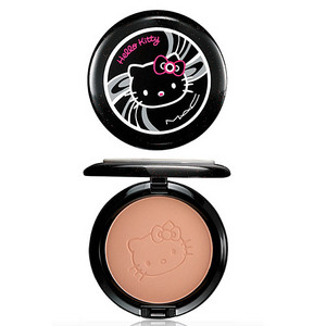 пудра Hello Kitty Beauty Powder оттенка Tahitian Sand