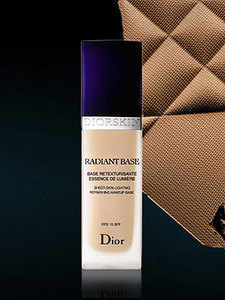 Dior Diorskin Radiant Base Sheer Skin-Lighting  Жидкая основа под макияж