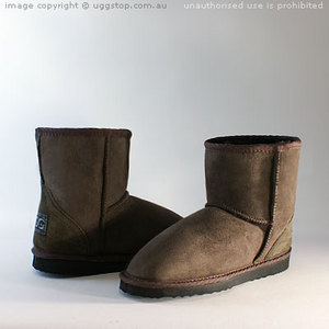 Коричневые Uggi ULTRA SHORT BOOTS