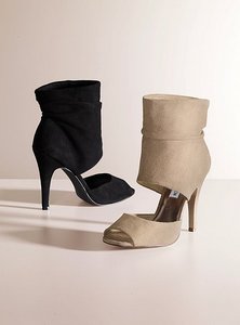 Victoria's Secret - Slouchy cut-out bootie