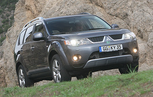 Mitsubishi Outlander XL