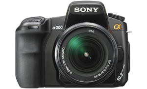 Цифровая зеркальная камера Sony DSLR-A200K