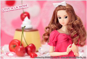 Love A La Mode MOMOKO