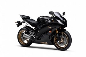 спортбайк Yamaha YZF-R6