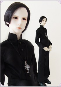 Saint от Dollshe