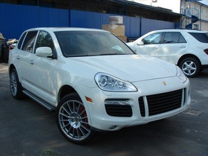 Porshe Cayenne