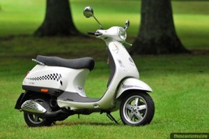 Скутер Vespa LX 50 2T