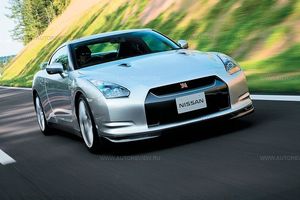 машинка Nissan GT-R