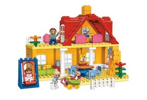 LEGO DUPLO Дом для семьи 5639