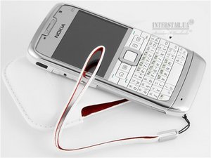 телефон Nokia E71 white