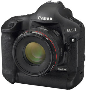 Зеркальная цифровая фотокамера CANON EOS 1D Mark III BODY