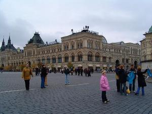 в москву с Дашкой летом на недельку,и в Питер заехать вмеесте!..