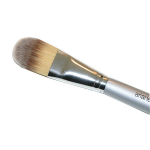 Liquid Foundation Brush