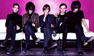 Футболку с The Horrors