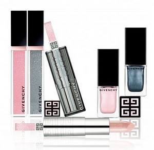 Блеск Gloss Interdit  №20 Tender Pearl из рождественской коллекции Givenchy