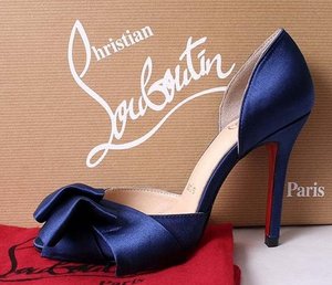 CHRISTIAN LOUBOUTIN