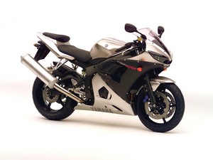 Yamaha R6