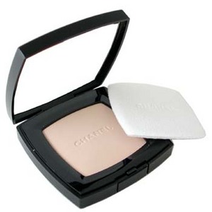 Chanel POUDRE UNIVERSELLE COMPACTE