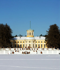 Архангельское