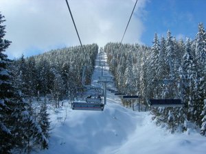 Жить в горах, чтобы каждый день кататься на лыжах и сноуборде))