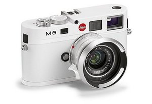 LEICA M8