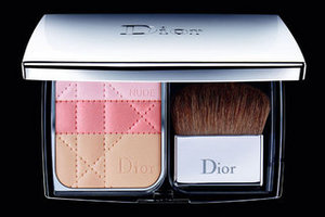 DIORSKIN NUDE® COMPACT