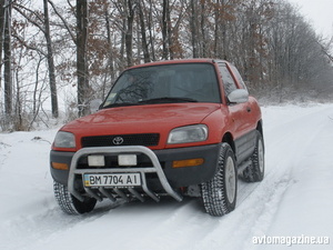 Авто. Toyota RAV4