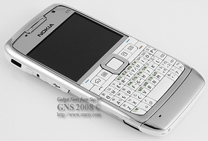 Nokia E71 white