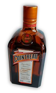 Апельсиновый ликер Cointreau