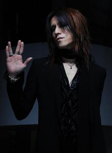 Sugizo