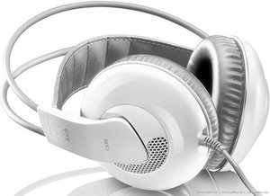 или Наушники AKG K530