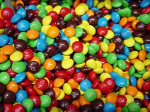 Ваза с M&M's