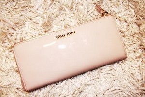 miu miu, prada, DG, LV