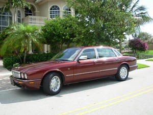 1998 Jaguar XJ8