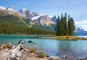 Maligne Lake, Jasper National Park, Canada