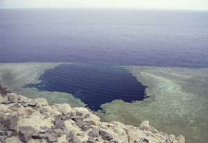 Пройти Арку в Blue Hole