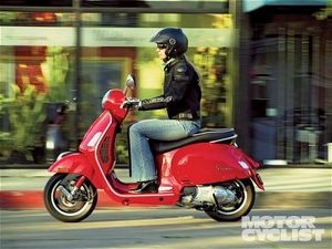 Vespa GT 300 Super