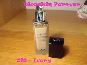 Dior Diorskin Forever SPF 25 Extreme Wear Flawless Makeup